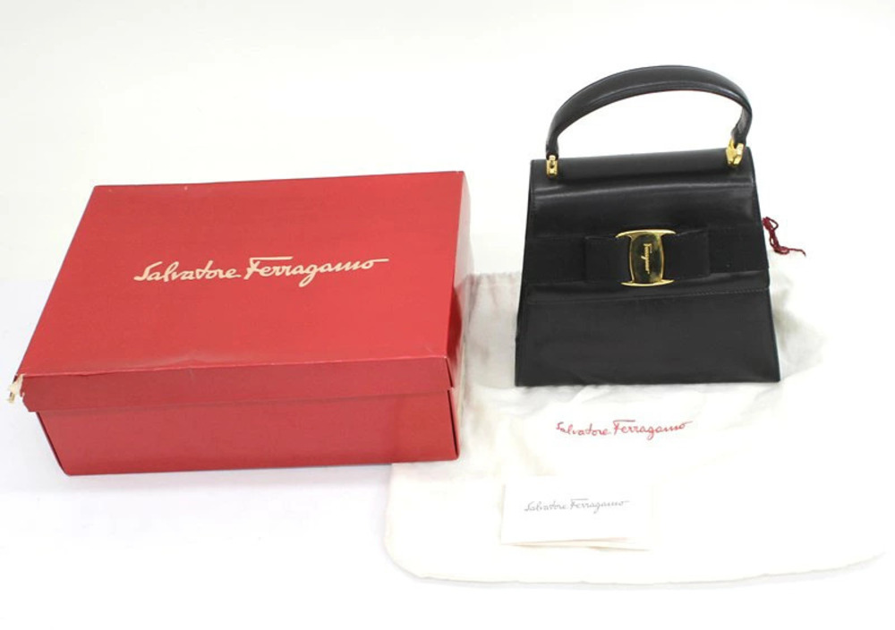 Salvatore Ferragamo Black Shoulder Leather Bag Calfskin Rion Black